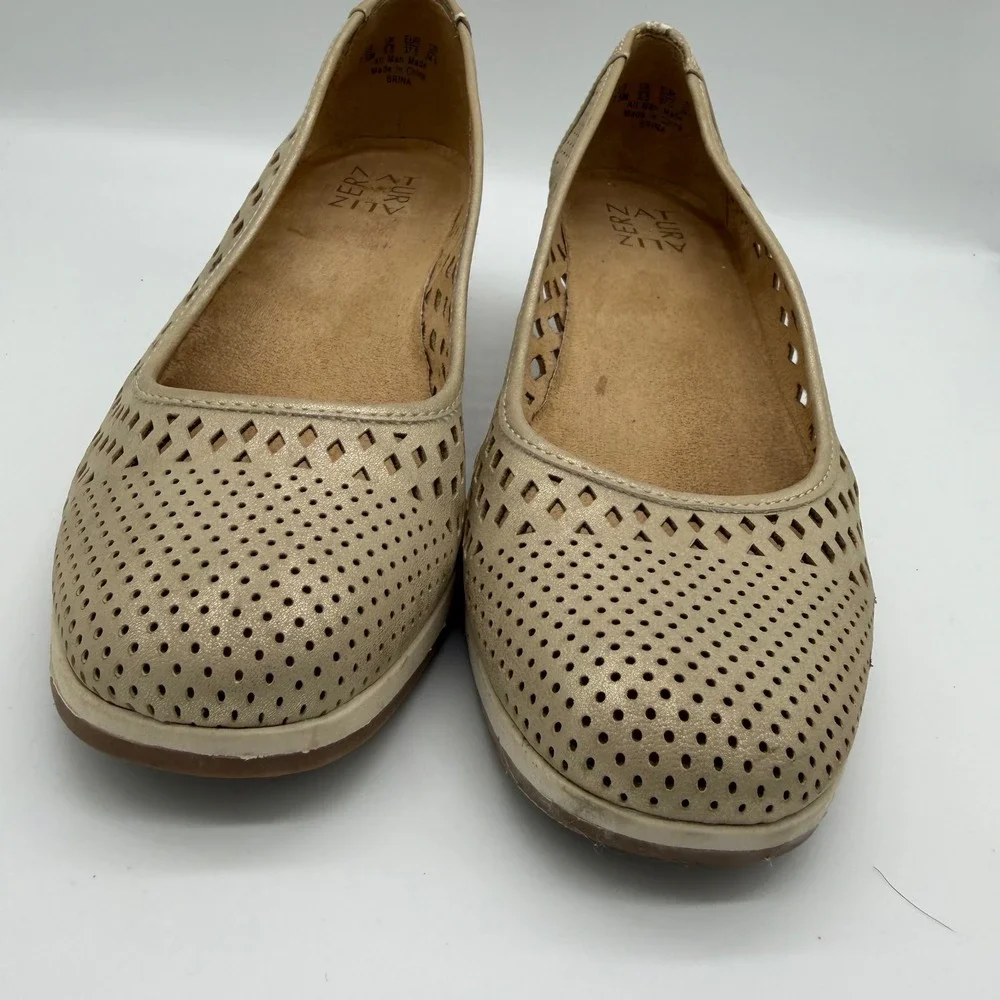 Naturalizer Brina Gold‎ Perforated Wedge Pumps Shoes Womens 7.5M